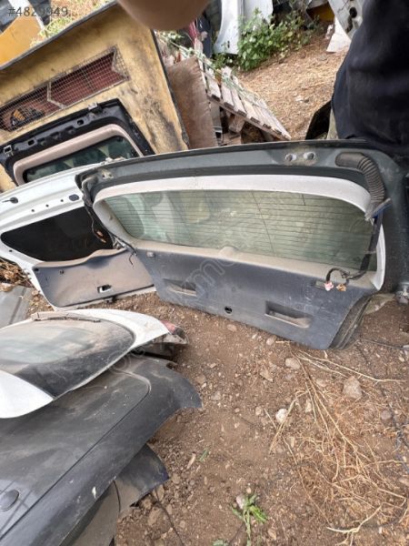 Volkswagen golf 5 arka bagaj kapağı