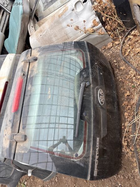 Kia Sportage arka bagaj kapağı