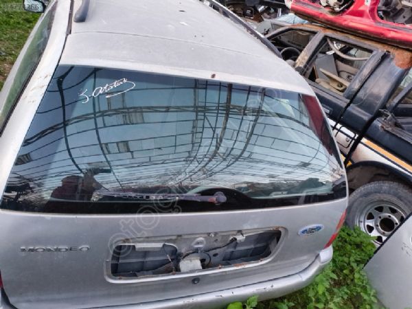 Ford Mondeo sw bagaj kapağı